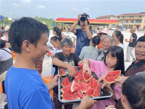 前锋中学吃瓜,揭秘校园吃瓜背后的故事 第2张 前锋中学吃瓜,揭秘校园吃瓜背后的故事 第2张