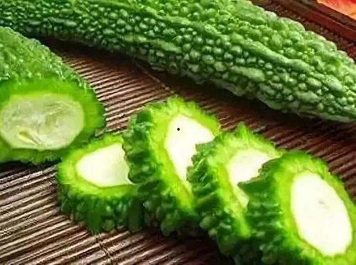 吃瓜过多呕吐的原因,揭秘消化不适背后的真相 第3张 吃瓜过多呕吐的原因,揭秘消化不适背后的真相 第3张