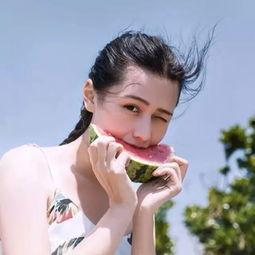 吃瓜人女生,揭秘校园里的八卦风云  第3张